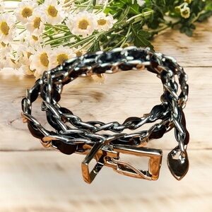 EUC - Faux Leather Chain Belt